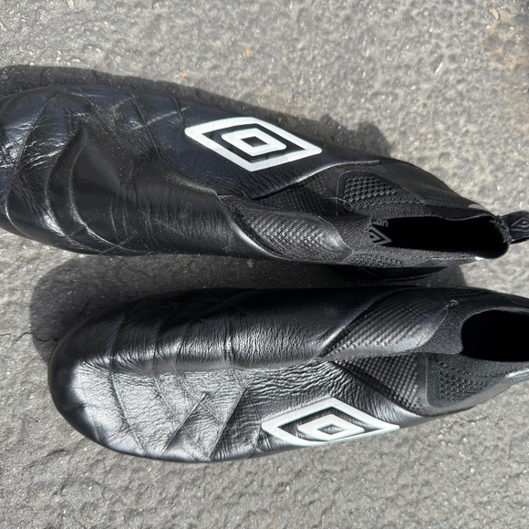 Umbro Meduse elite Pro Kanga leather soccer cleats - Picture 1 of 7